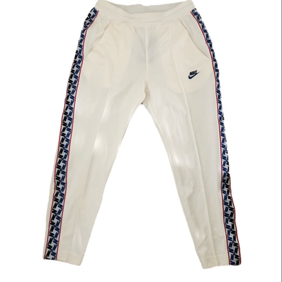 Nike Other - Nike pants